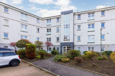 90 Flat 2, Chesser Crescent... 2 bed ground floor flat for sale