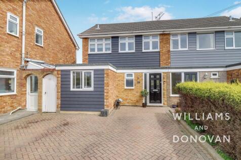 4 bedroom semi-detached house for sale
