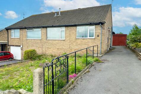 2 bedroom semi-detached bungalow for sale