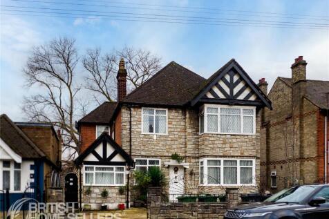 8 bedroom detached house for sale