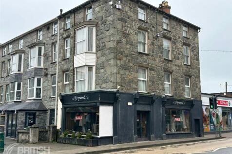 4 bedroom town house for sale