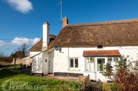 2 bedroom semi-detached house for sale