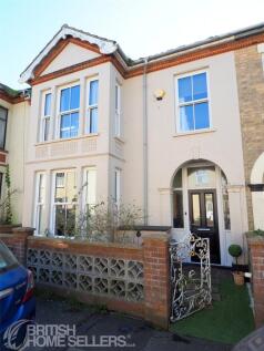 5 bedroom terraced house for sale