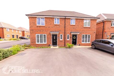 3 bedroom semi-detached house for sale