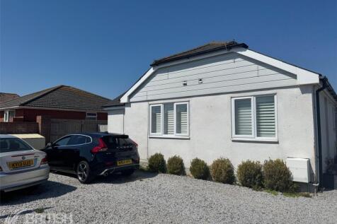 4 bedroom bungalow for sale