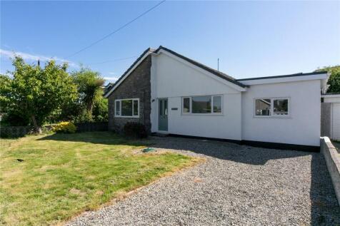 4 bedroom bungalow for sale
