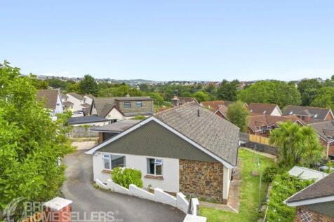 4 bedroom bungalow for sale