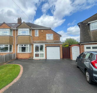 3 bedroom semi-detached house for sale