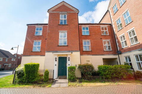 Dickens Heath Road, Solihull B90 2 bed apartment for sale