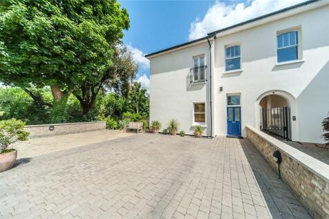 Baldwyns Mansion, Bexley Park, Kent, DA2 2 bed semi