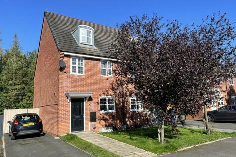 3 bedroom semi-detached house for sale