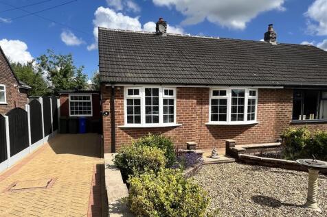 2 bedroom semi-detached bungalow for sale