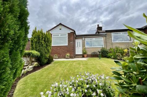 3 bedroom semi-detached bungalow for sale