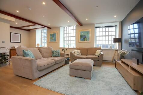 3 bedroom apartment for sale