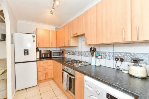 1 bedroom end of terrace house for sale