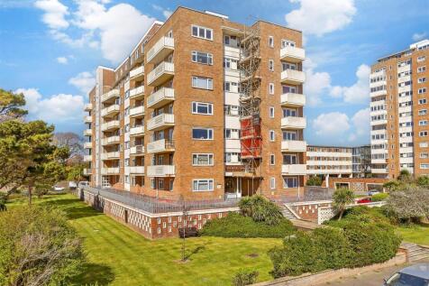 Boundary Road, Worthing, West Sussex 2 bed flat for sale