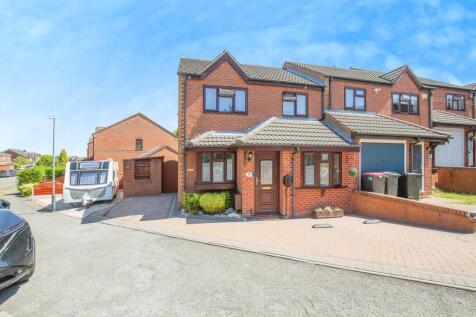 3 bedroom end of terrace house for sale