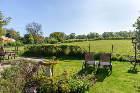 Rear Cottages, Alvechurch, B48 2 bed end of terrace house for sale