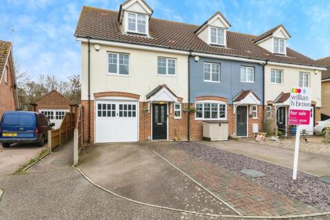 3 bedroom end of terrace house for sale