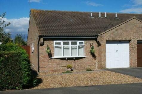 2 bedroom semi-detached bungalow for sale