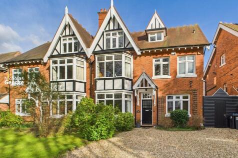 St Agnes Road, Moseley, Birmingham, B13 7 bed semi