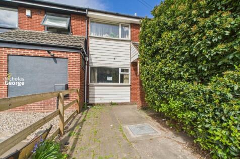 6 bedroom terraced house for sale