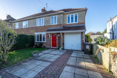 4 bedroom semi-detached house for sale