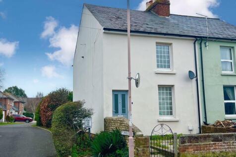 2 bedroom semi-detached house for sale