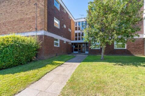 Downland Court, Somerstown, Chichester 1 bed apartment for sale