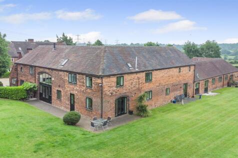 3 bedroom barn conversion for sale