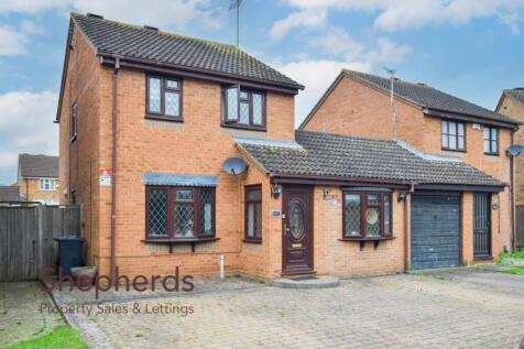 Benedictine Gate, Cheshunt EN8 3 bed link detached house for sale