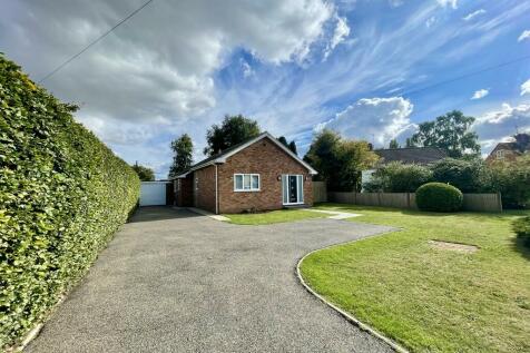 3 bedroom detached bungalow for sale