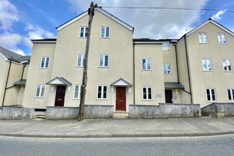 1 bedroom ground floor flat for sale