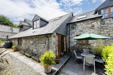 2 bedroom barn conversion for sale