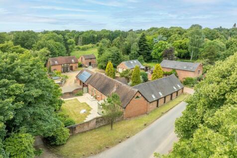 4 bedroom barn conversion for sale