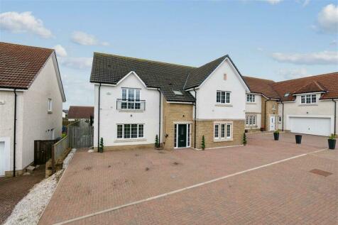 6 bedroom detached house for sale