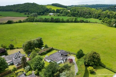 5 bedroom detached bungalow for sale