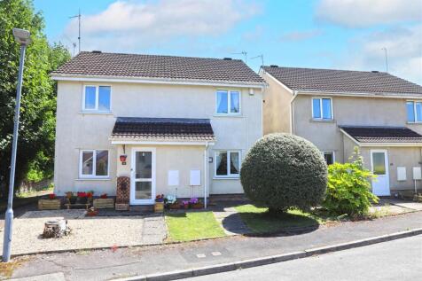 2 bedroom semi-detached house for sale