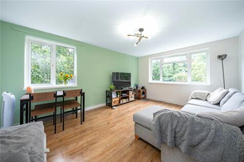 Boarley Court, Cuckoowood Avenue... 2 bed flat for sale