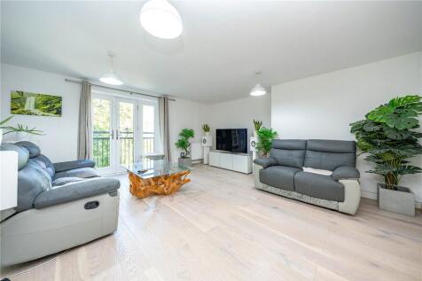 Hayle Mill Road, Maidstone, ME15 2 bed flat for sale