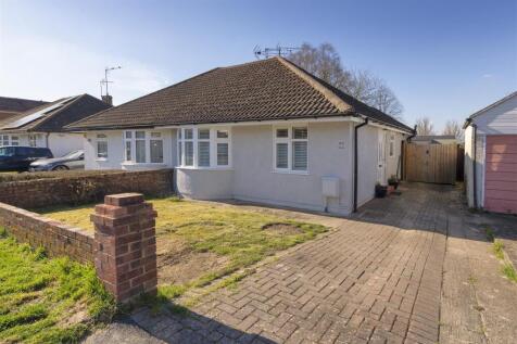 Warrington Road, Paddock Wood, Tonbridge 2 bed bungalow for sale
