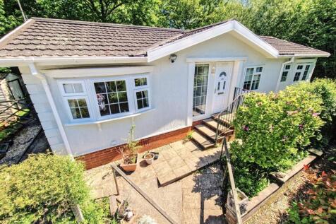 2 bedroom park home for sale
