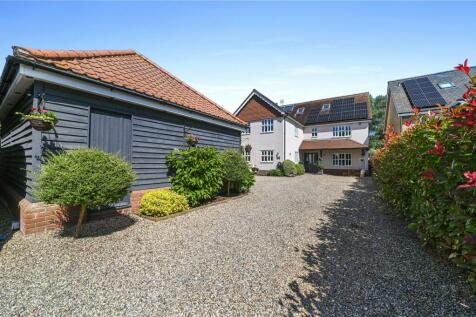 6 bedroom detached house for sale