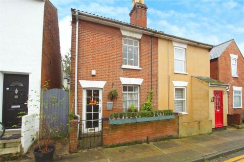 Shrubland Road, Colchester, Essex, CO2 2 bed semi