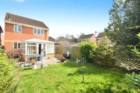 Friday Wood Green, Colchester, Essex... 3 bed detached house for sale