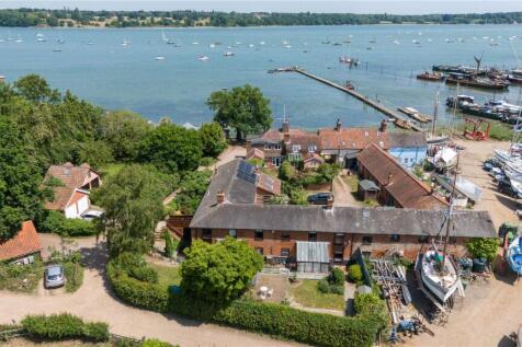 Pinmill, Ipswich, Suffolk, IP9 5 bed terraced house for sale