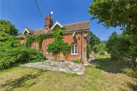 Warren Bottom, Erwarton, Ipswich... 4 bed semi