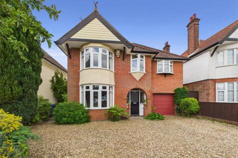 Bucklesham Road, Ipswich, Suffolk, IP3 5 bed detached house for sale