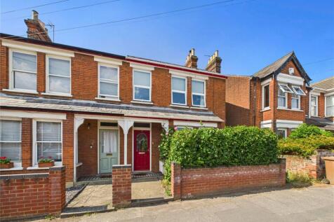 Springfield Lane, Ipswich, Suffolk, IP1 4 bed semi