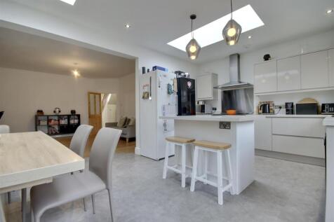 3 bedroom house for sale